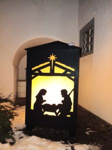 Maria, Josef und das Jesuskind in der Krippe